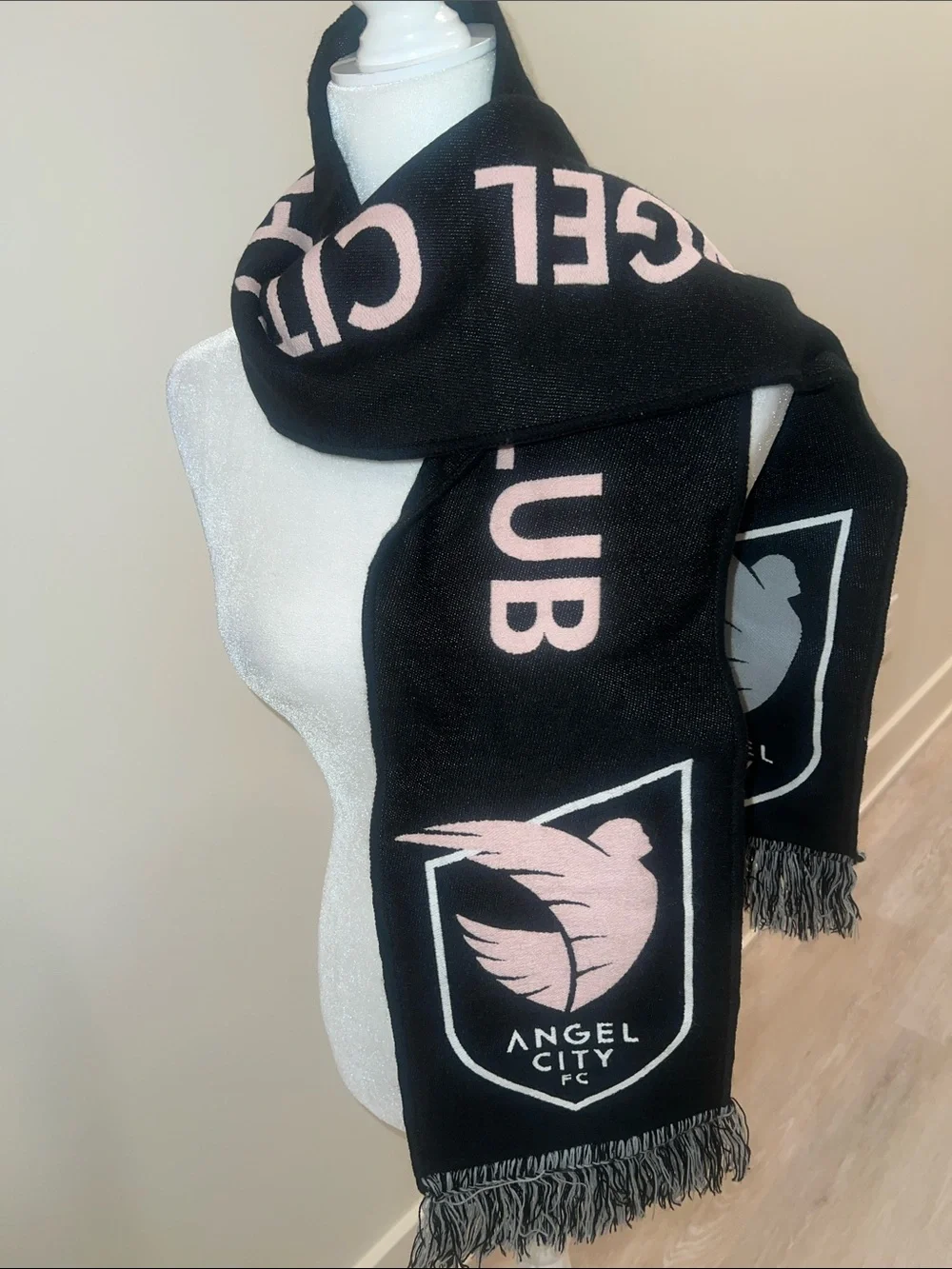 N/A angel city